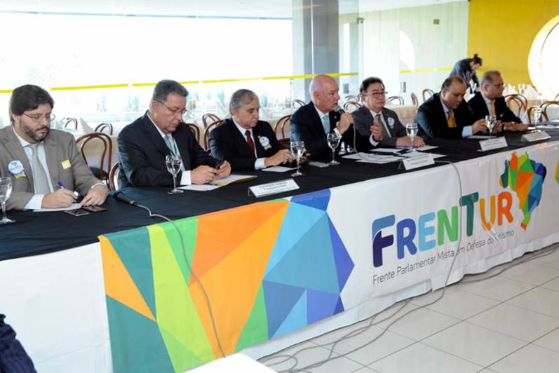 Reunião da Frente Parlamentar - turismoonline.net.br