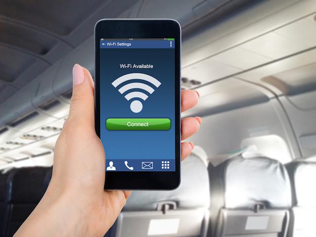 As dificuldades de acesso à Internet durante os voos será em breve uma coisa do passado