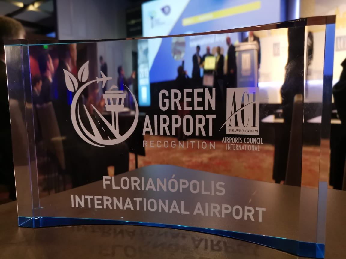 O Aeroporto Internacional de Florianópolis recebeu nessa terça-feira o título de Aeroporto Verde