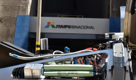 Itaipu - De Volta para o Futuro recarrega as energias na usina