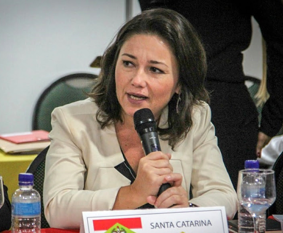 A presidente da Santur, Flavia Didomenico, reforça a necessidade de consolidar o turismo rodoviário em SC