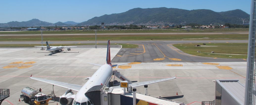 Malha aérea essencial de maio em Florianópolis mantém média de voos
