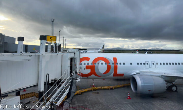 Gol Pagamos por passagens, bagagens despachadas, escolha de assentos, wifi e até lanchinhos